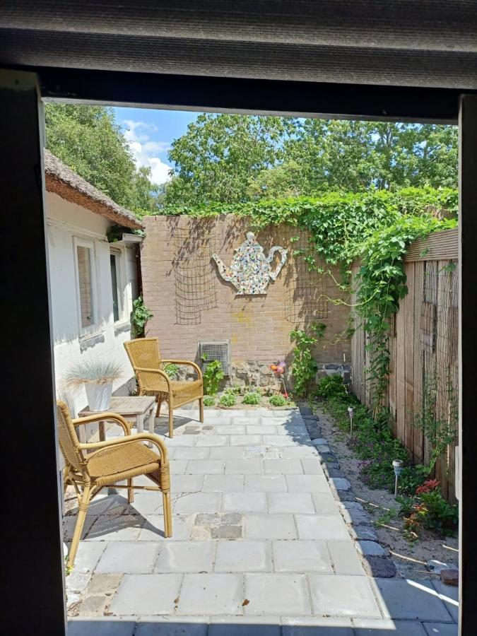 Bij De Vlaamse Schuur Wagenberg Exterior foto